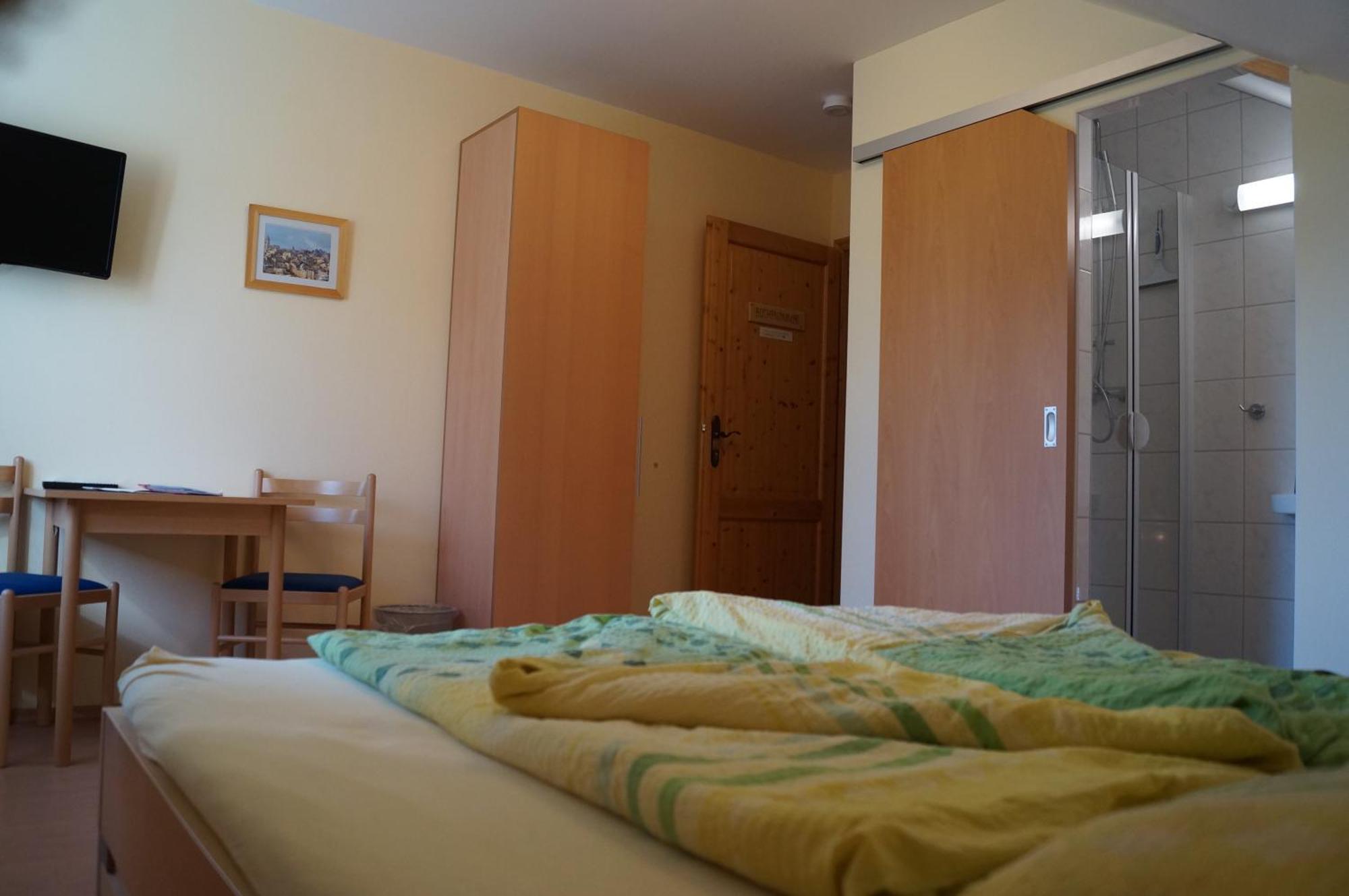 ホテル Haus Bergblick Maiersdorf エクステリア 写真