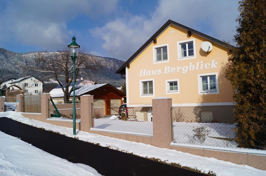 ホテル Haus Bergblick Maiersdorf エクステリア 写真