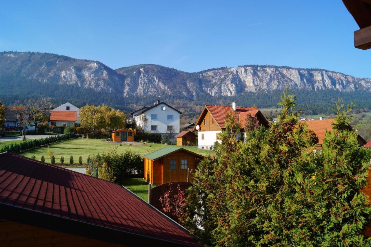 ホテル Haus Bergblick Maiersdorf エクステリア 写真